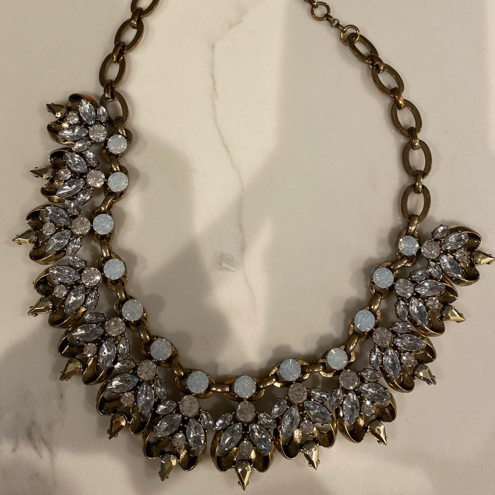 Womens fancy necklace